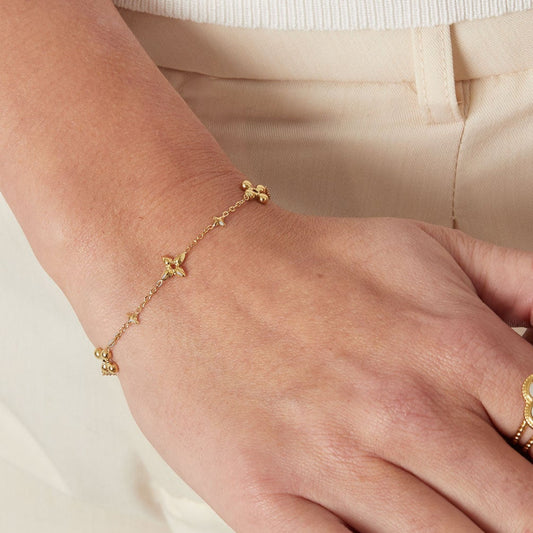 Elegante Bloemvormige Armband in Goud