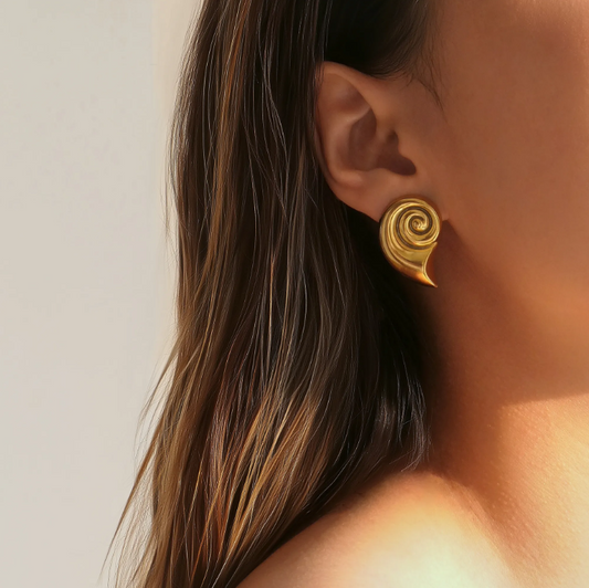 Chloe studs - Es by May