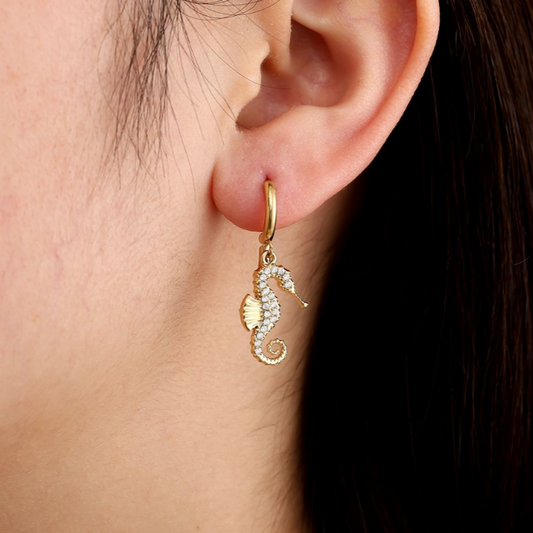 Seahorse sparkle hoops - Es by May