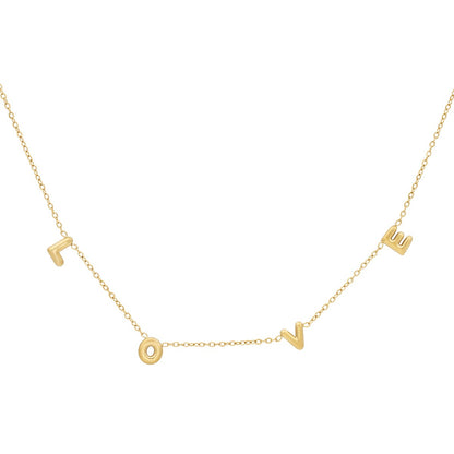 Delicate gouden ketting met letters die samen het woord "LOVE" vormen