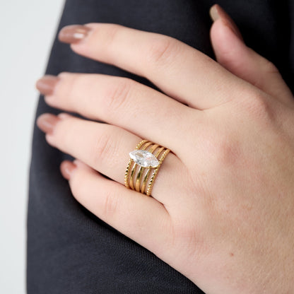 Ring triple - Es by May