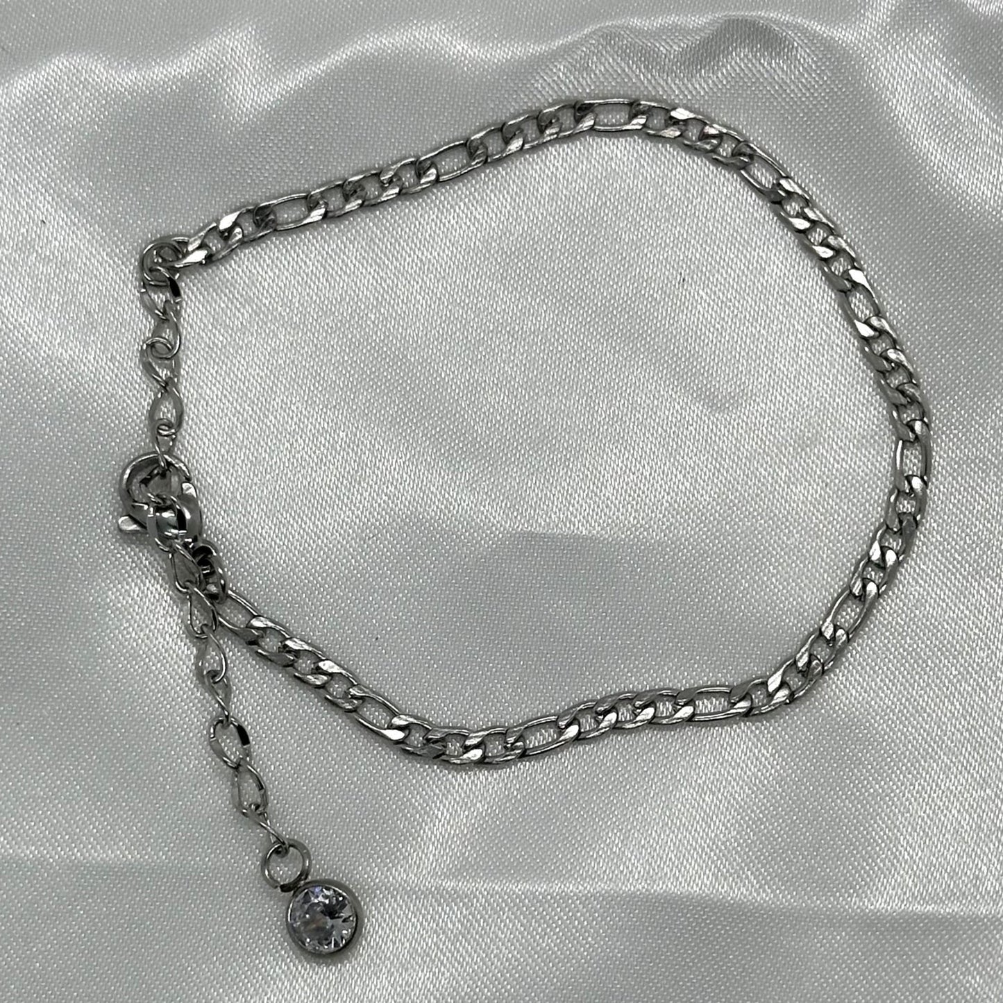 Simple Triple Chain Armband