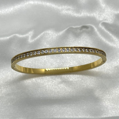 Half Diamond Bangle Armband