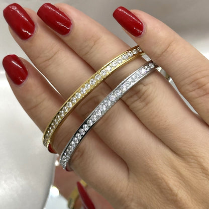 Half Diamond Bangle Armband