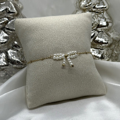 Pearl Bow Armband