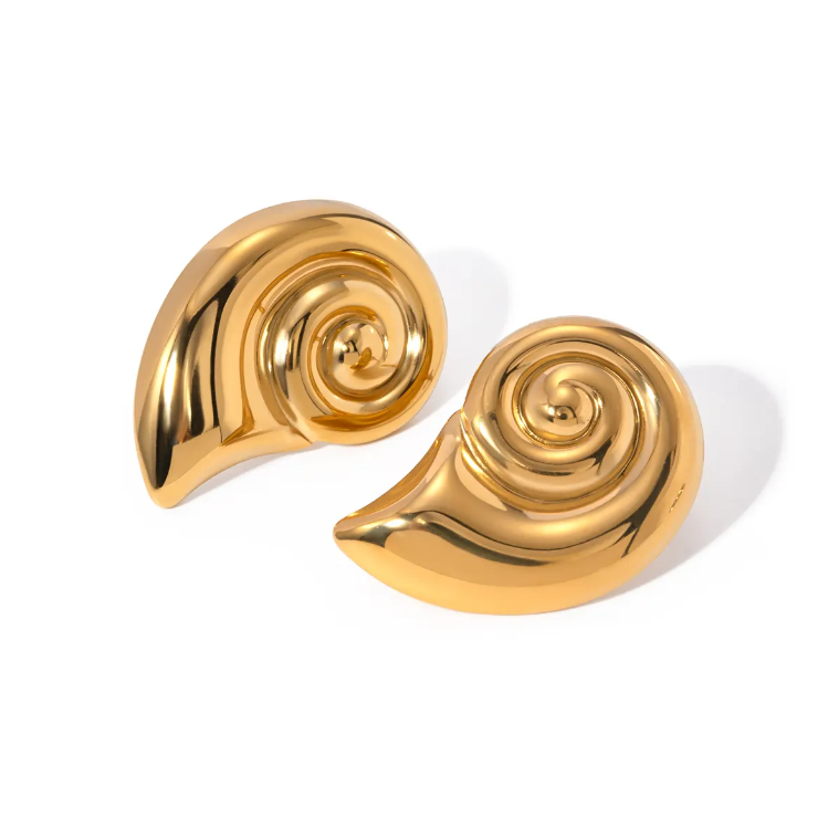 Chloe studs