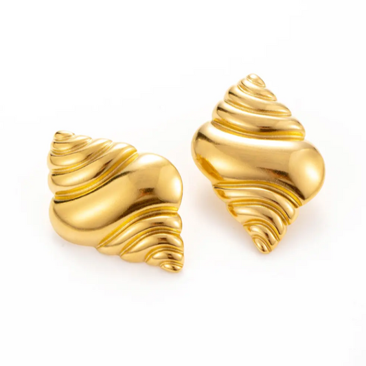 Bella studs